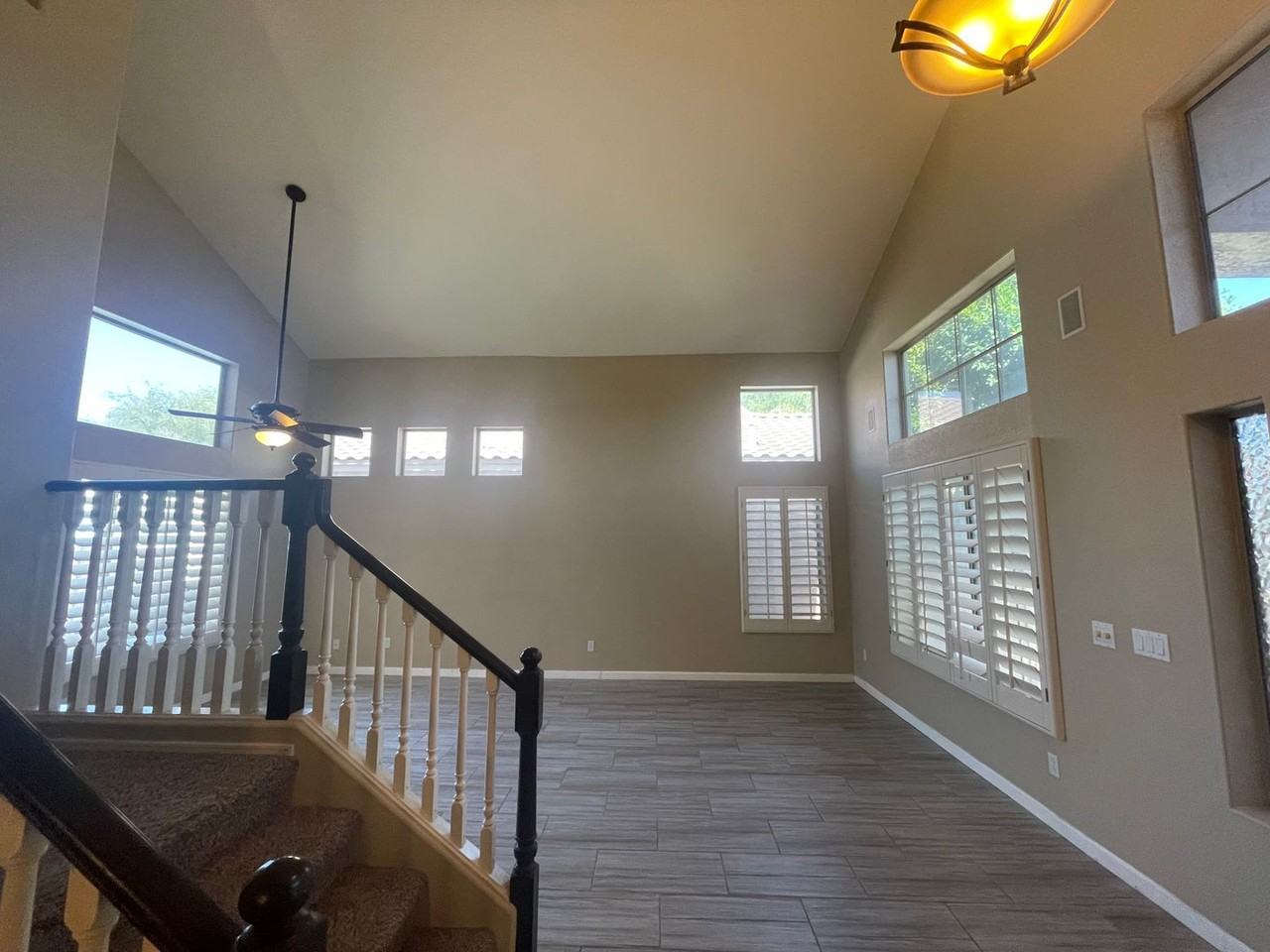 1842 W Brookwood Ct - Photo 7 of 23