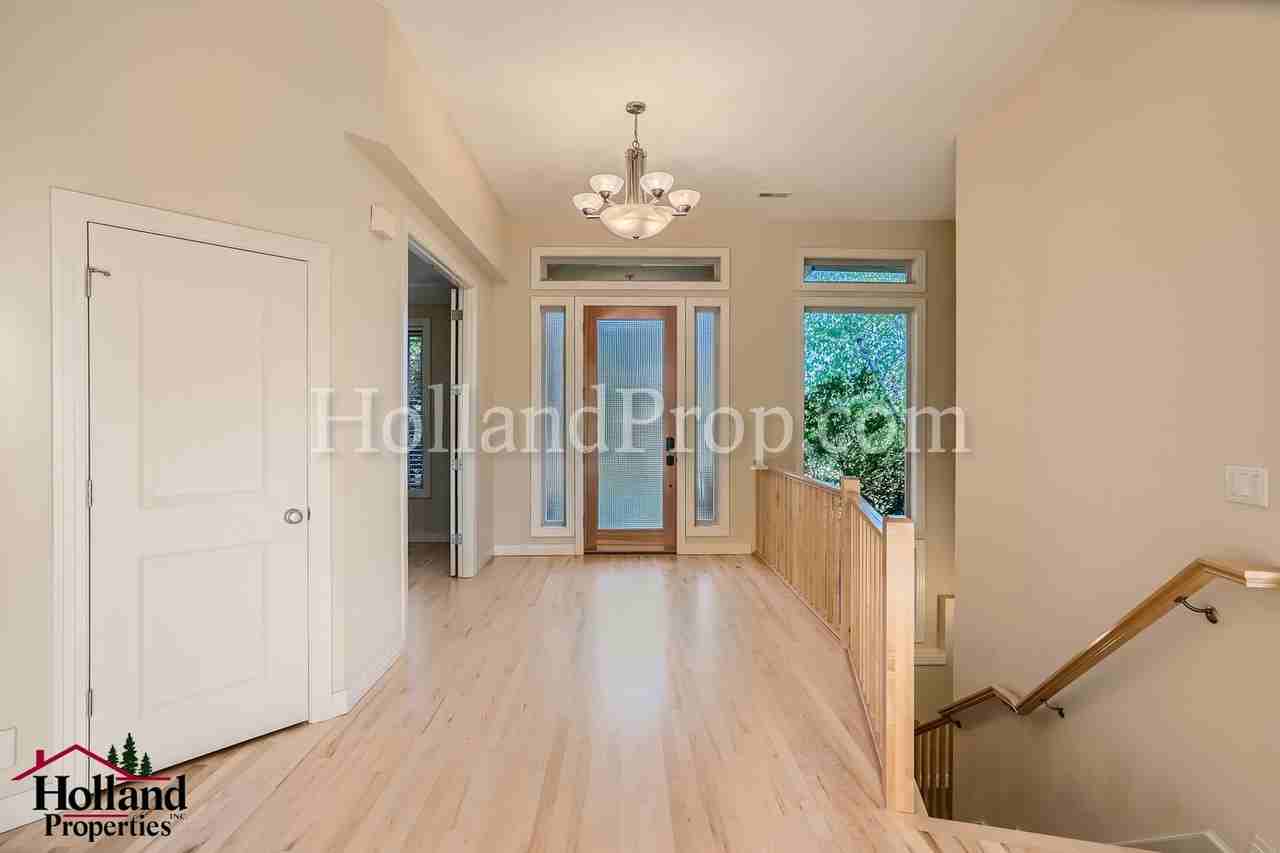 3000 Nw Chapin Dr - Photo 4 of 28