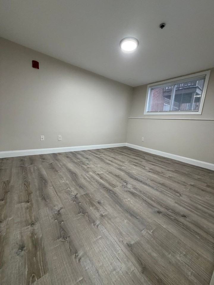 Stevens Street Apartments - Photo 7 of 20