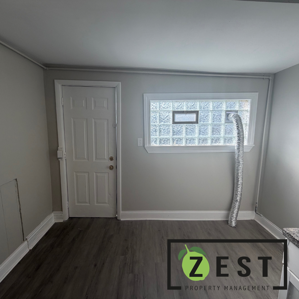 7419 Rutherford St - Photo 2 of 12