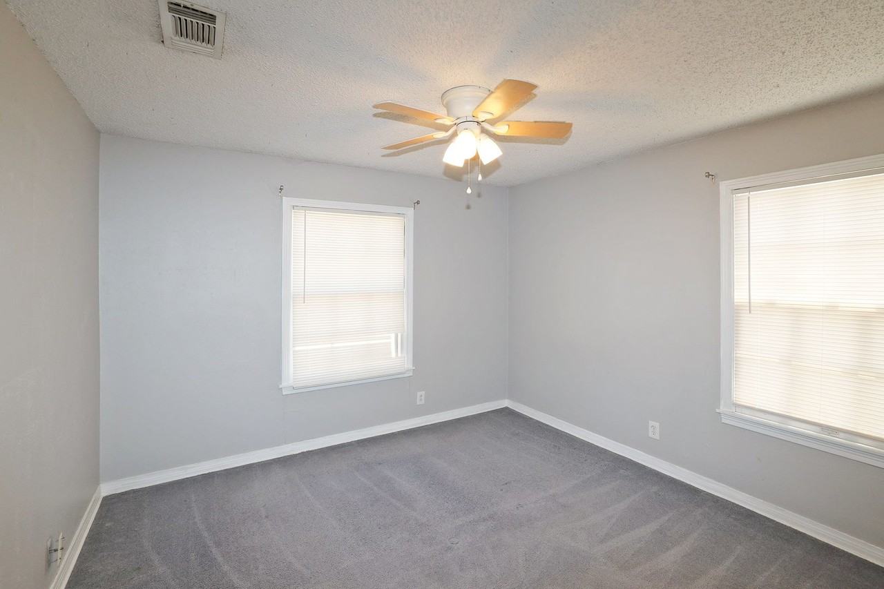 4212 Cline Rd - Photo 7 of 12