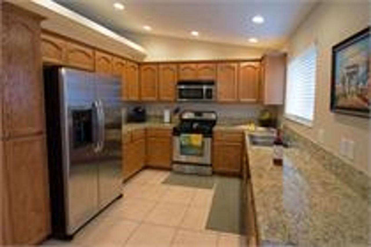 5536 Chia Ave - Photo 2 of 6