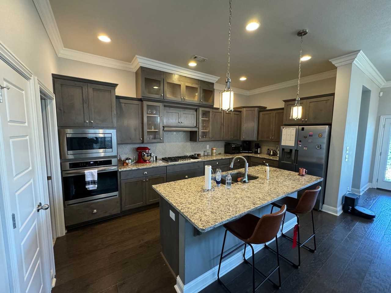 4606 Sw Lilly St - Photo 4 of 16