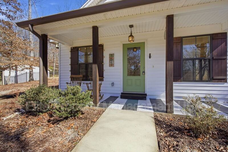 7621 Maple Pl - Photo 2 of 18