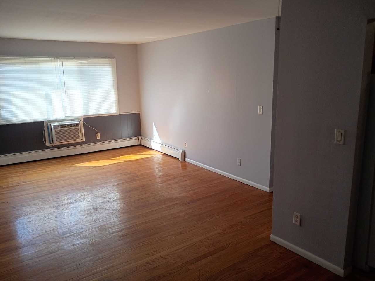 Sation Hills Apartments in Kenosha, WI - Photo 4 of 13