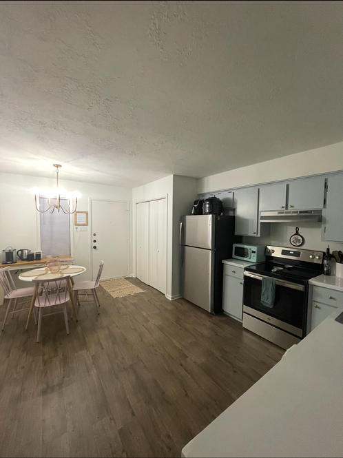 2409 Bandera Dr - Photo 2 of 5