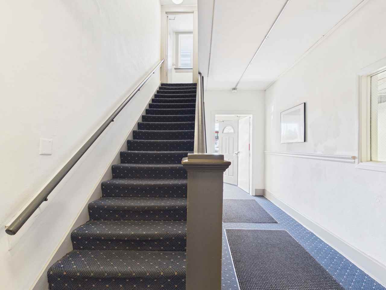 Grandview Apartments - Photo 6 of 32