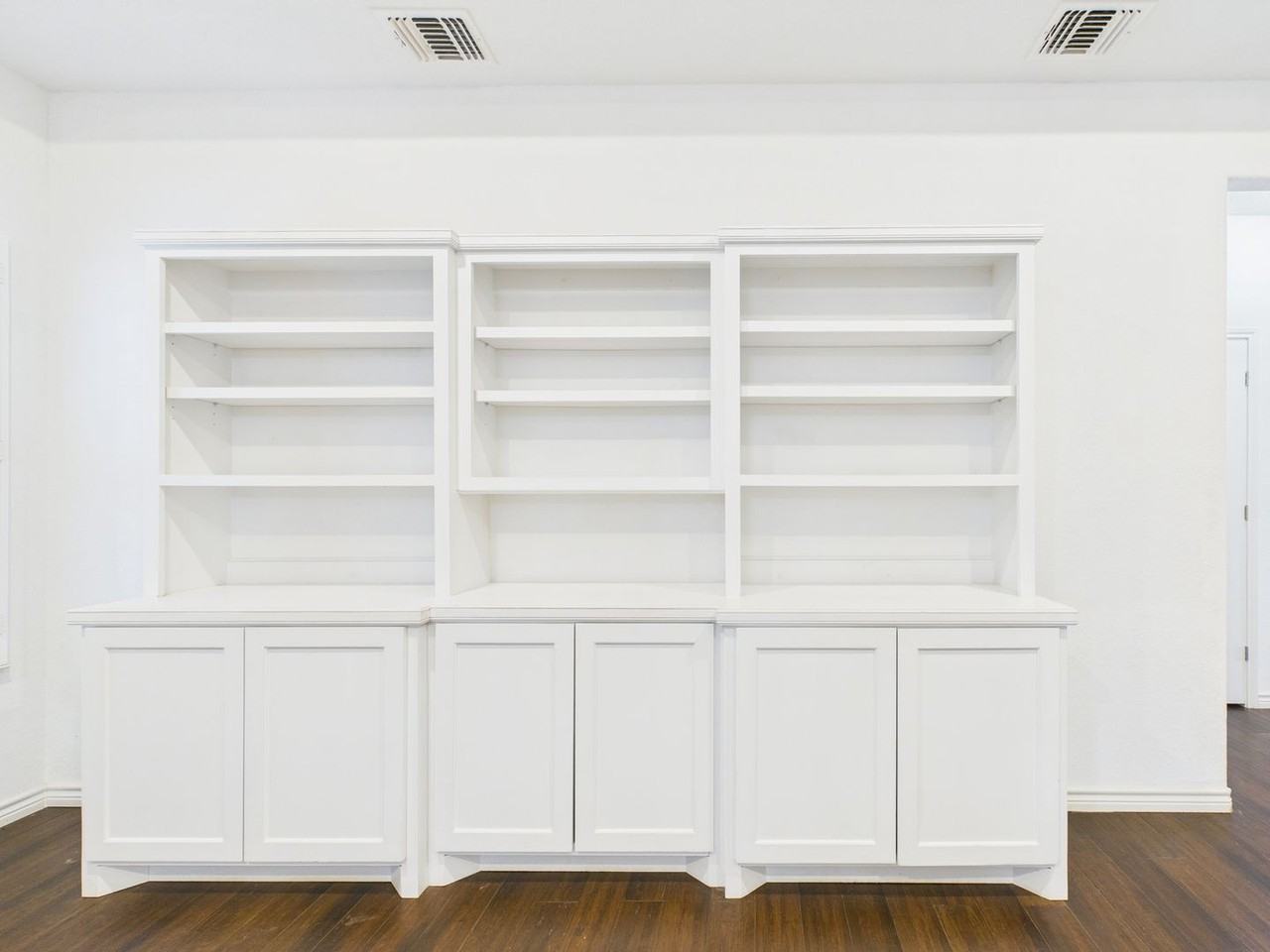 717 Darlington Dr - Photo 6 of 26