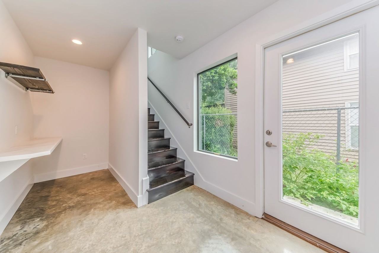 107 Ragin Lofts Aly - Photo 3 of 12