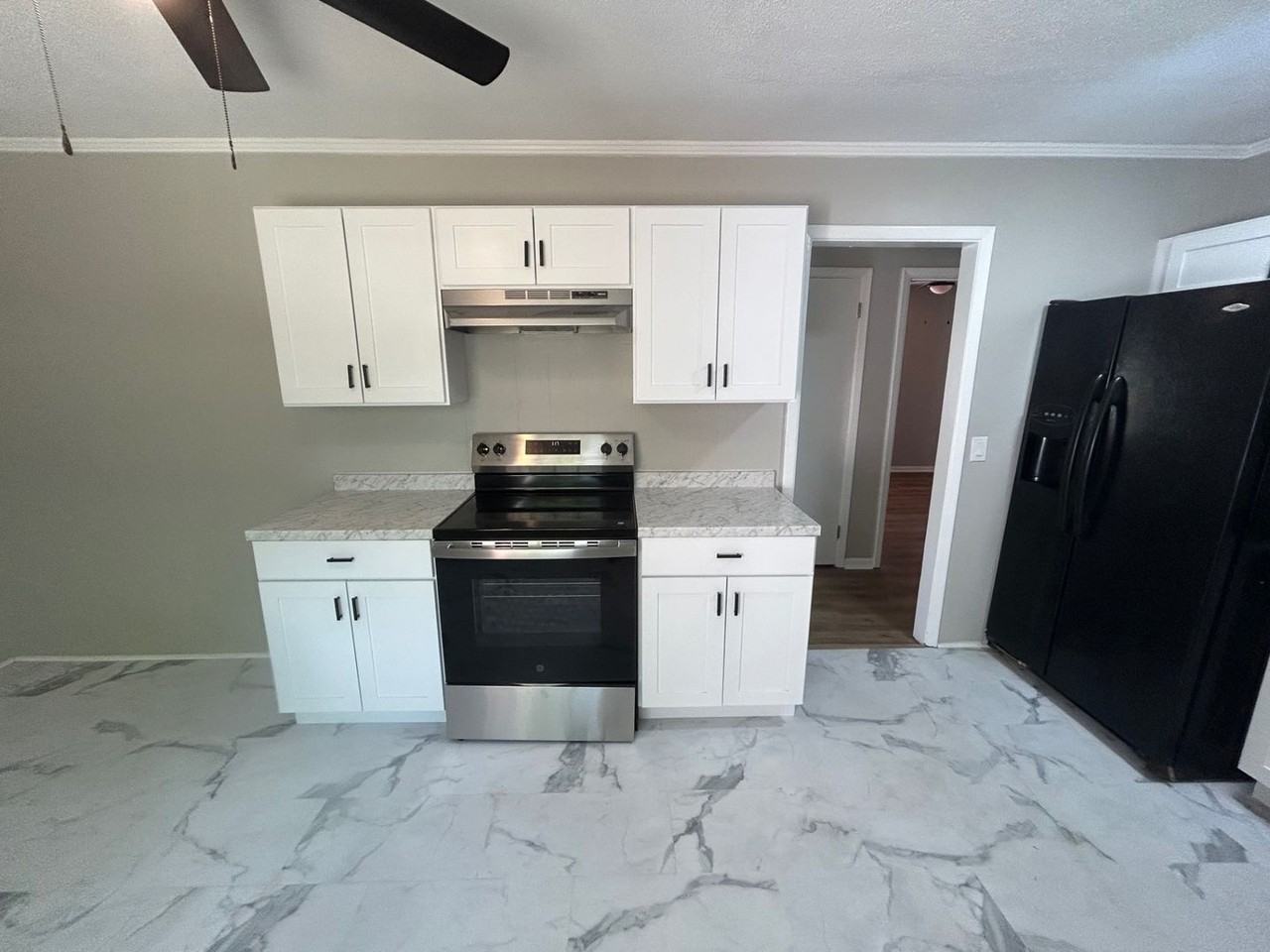 4539 Bluff Rd - Photo 5 of 28