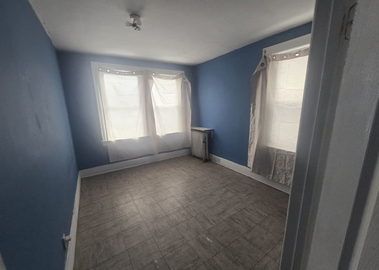 1171-3 W Front - Photo 4 of 20