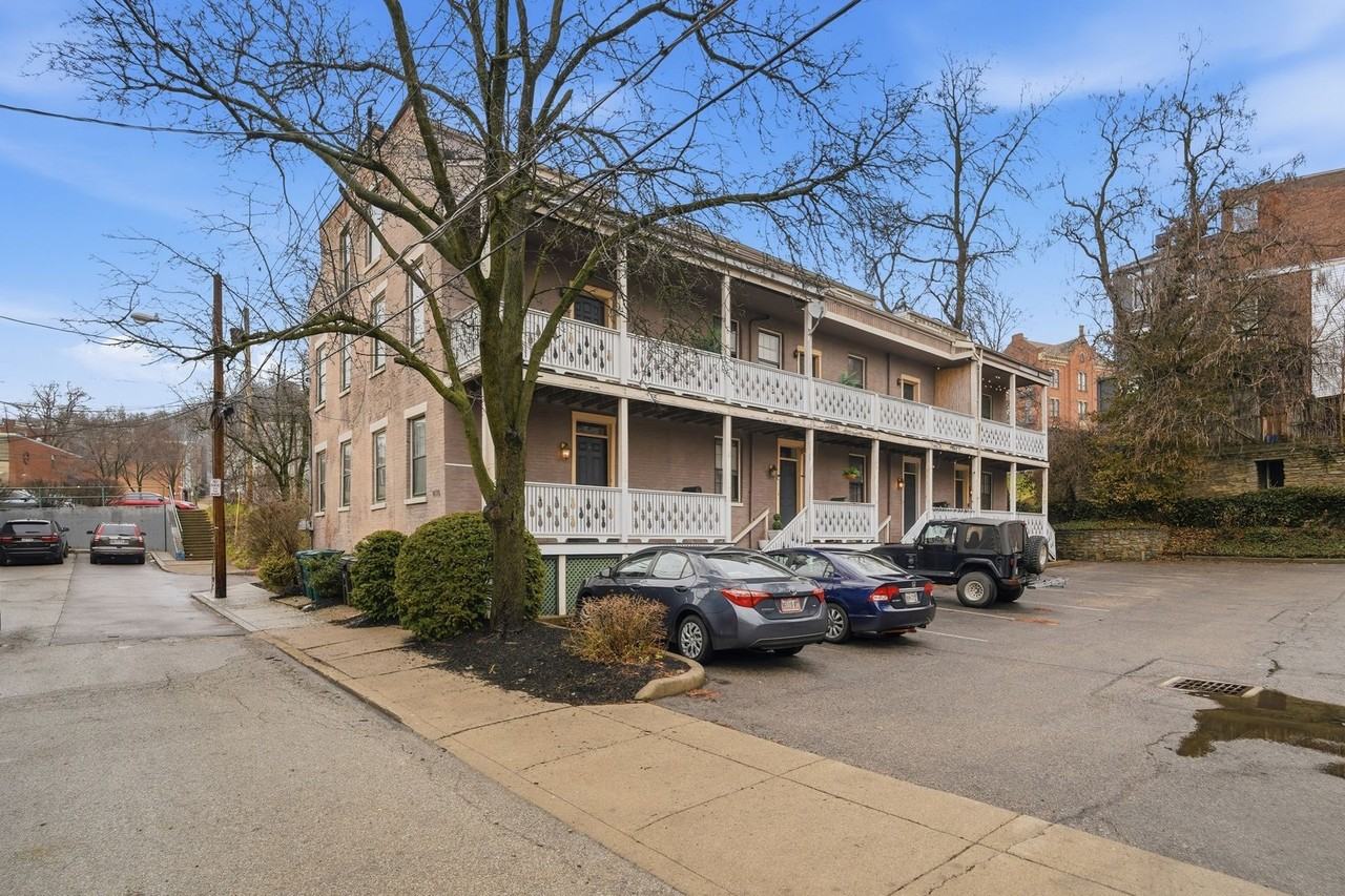 1410 Mansfield - Photo 3 of 5