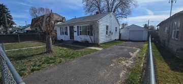 featured image of 2518 Applegate Ave