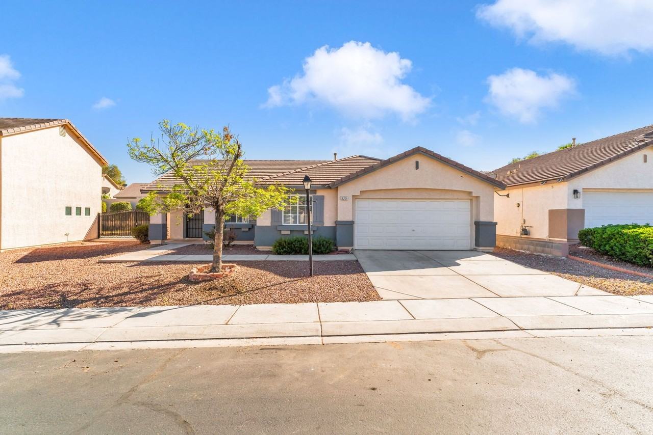 929 Baritone Way - Photo 2 of 22