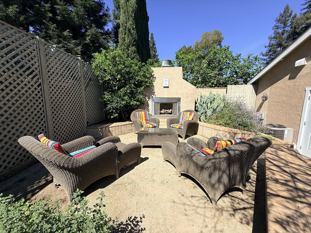 55 Norton Avenue #2 - Photo 3 of 23