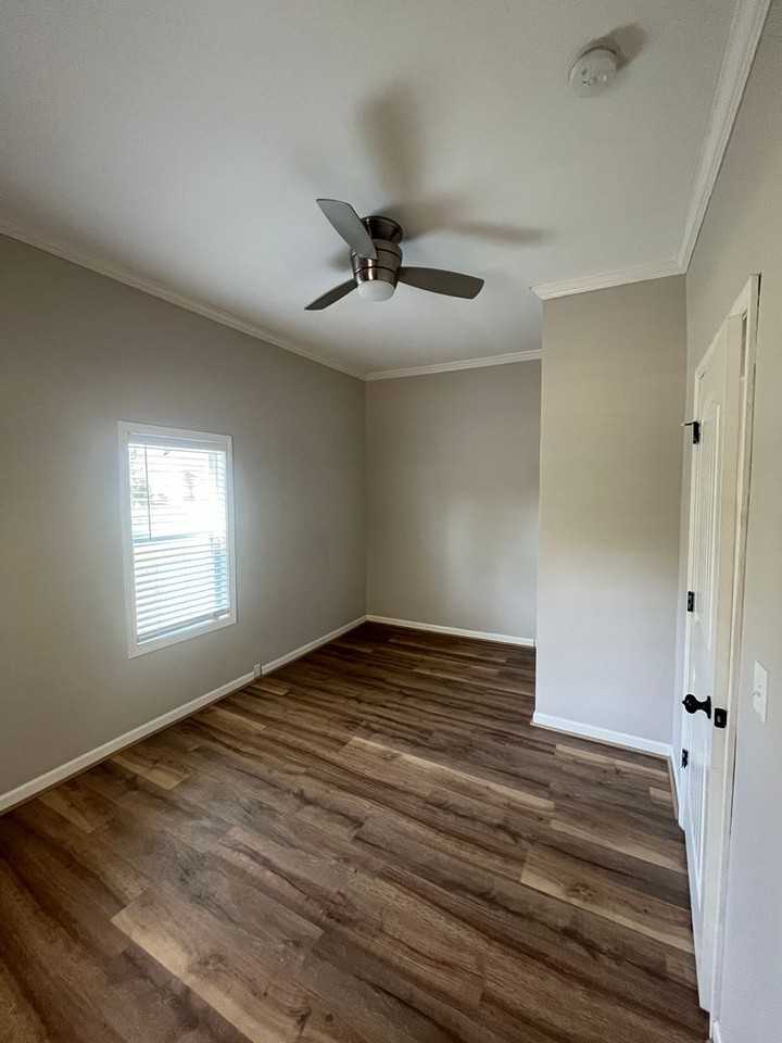 177 Eastbrook Dr - Photo 6 of 14