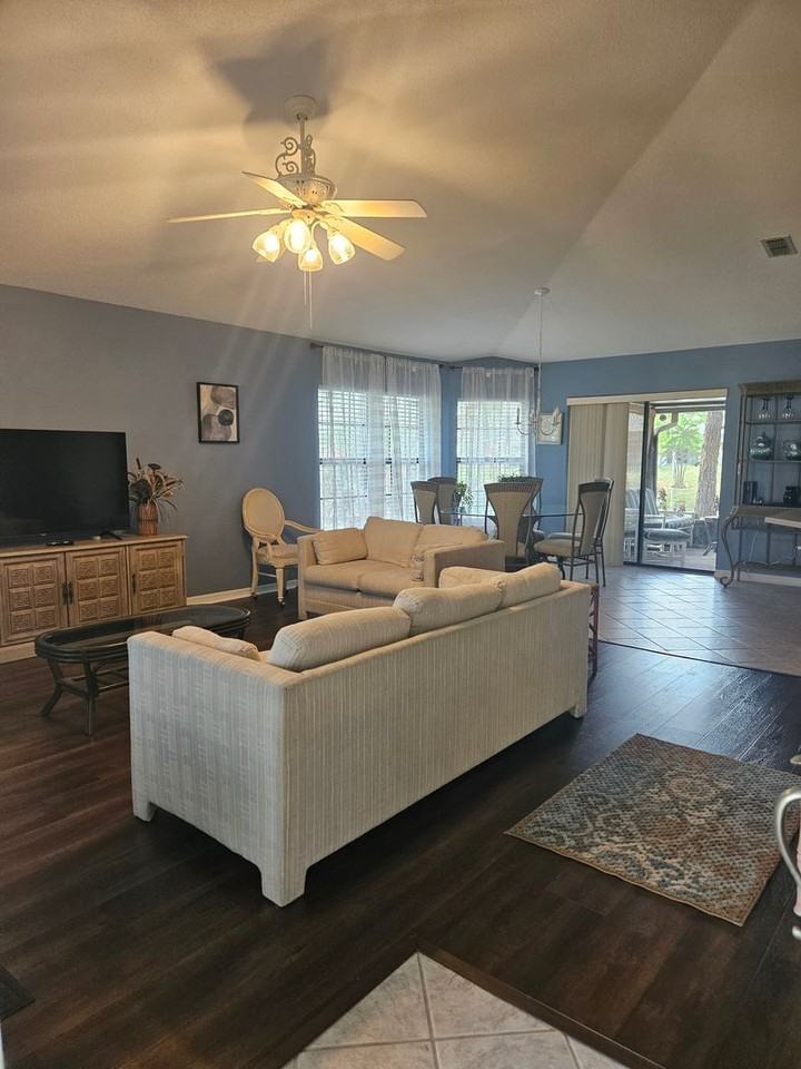 149 Sea Hawk Dr - Photo 5 of 50