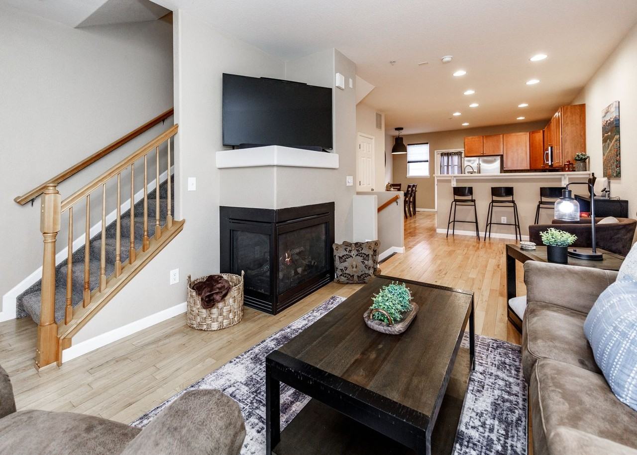 828 S Wahsatch Ave - Photo 7 of 50