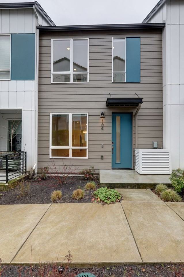 13840 Ne 123rd Way #104 - Photo 3 of 19