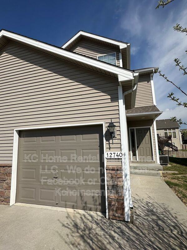 12740 New Jersey Ct - Photo 3 of 39