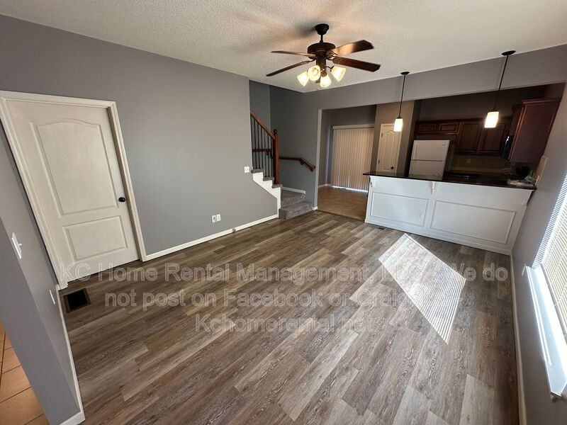 12740 New Jersey Ct - Photo 4 of 39