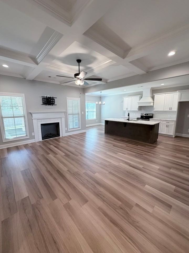 219 Otters Ridge Dr - Photo 4 of 24