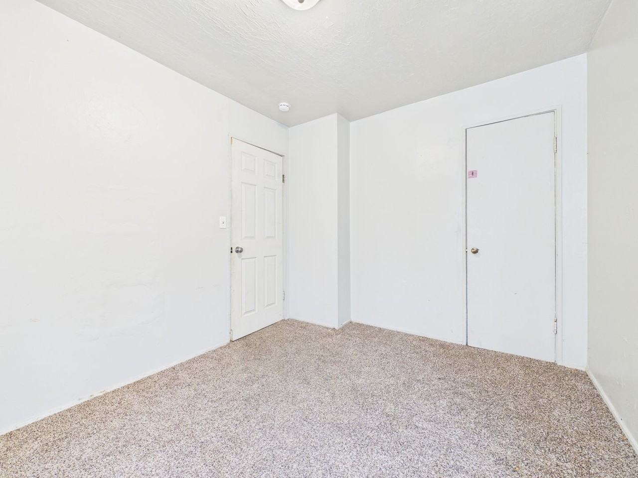 1516 Fulton St - Photo 3 of 9