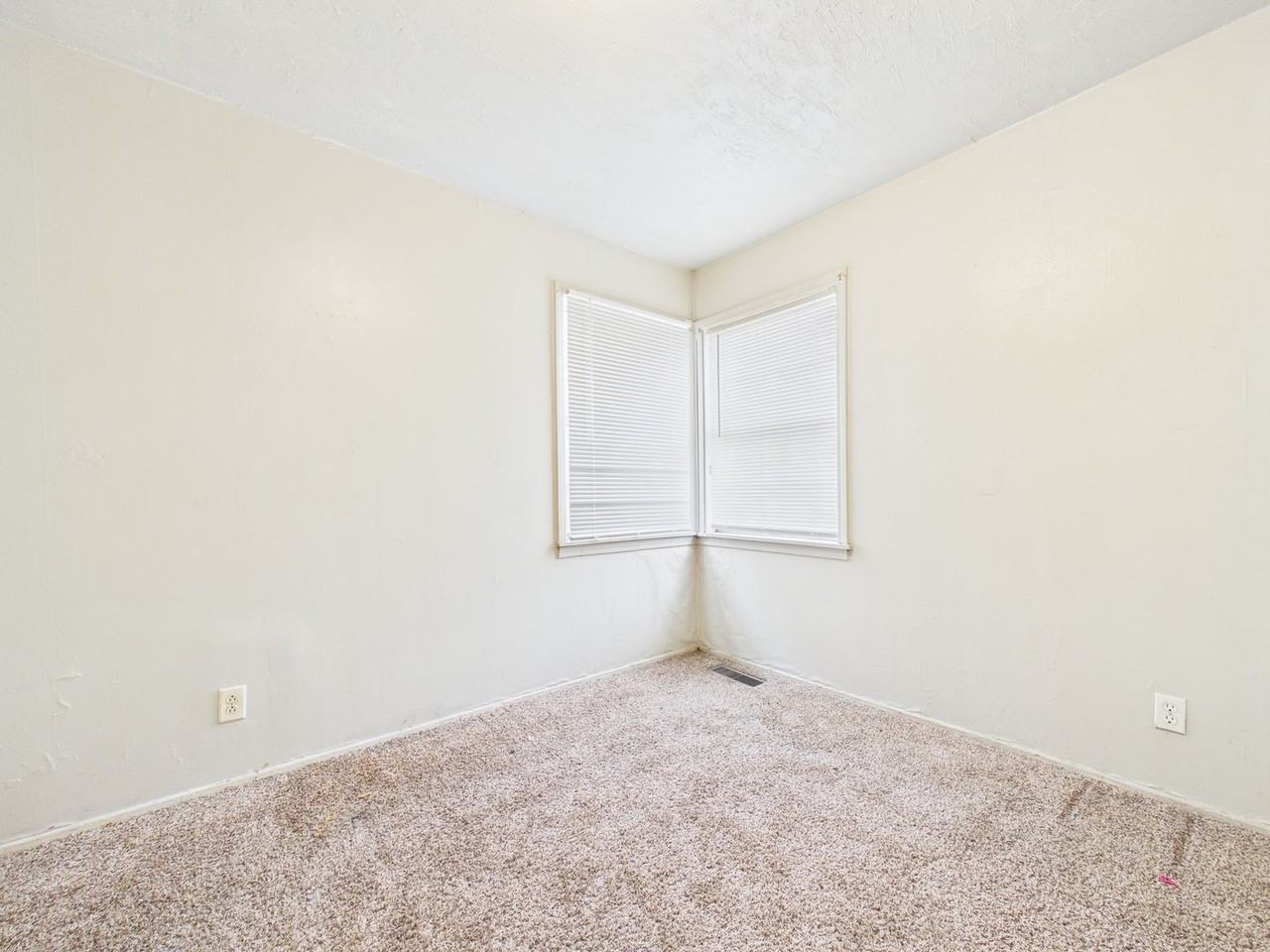 1516 Fulton St - Photo 7 of 9