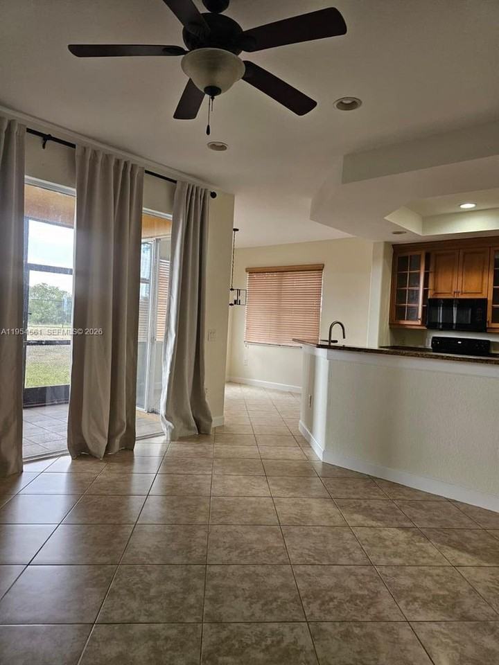 8255 Nw 128th Ln #C - Photo 6 of 15