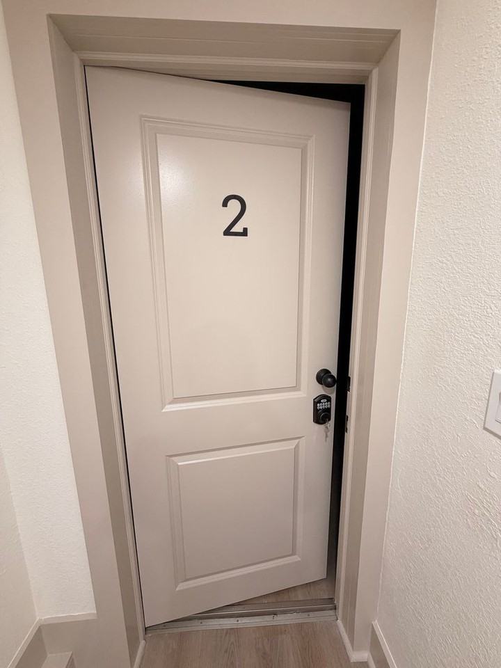 1204 E Hamilton Ave - Photo 5 of 15