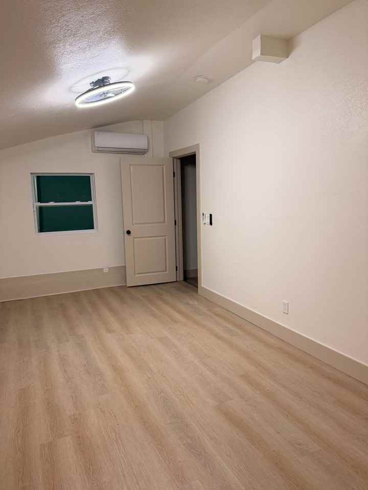 1204 E Hamilton Ave - Photo 7 of 15