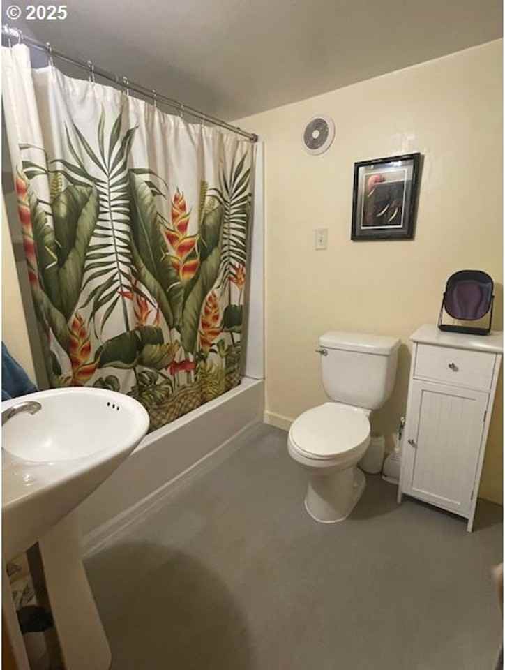 239 D St - Photo 5 of 12