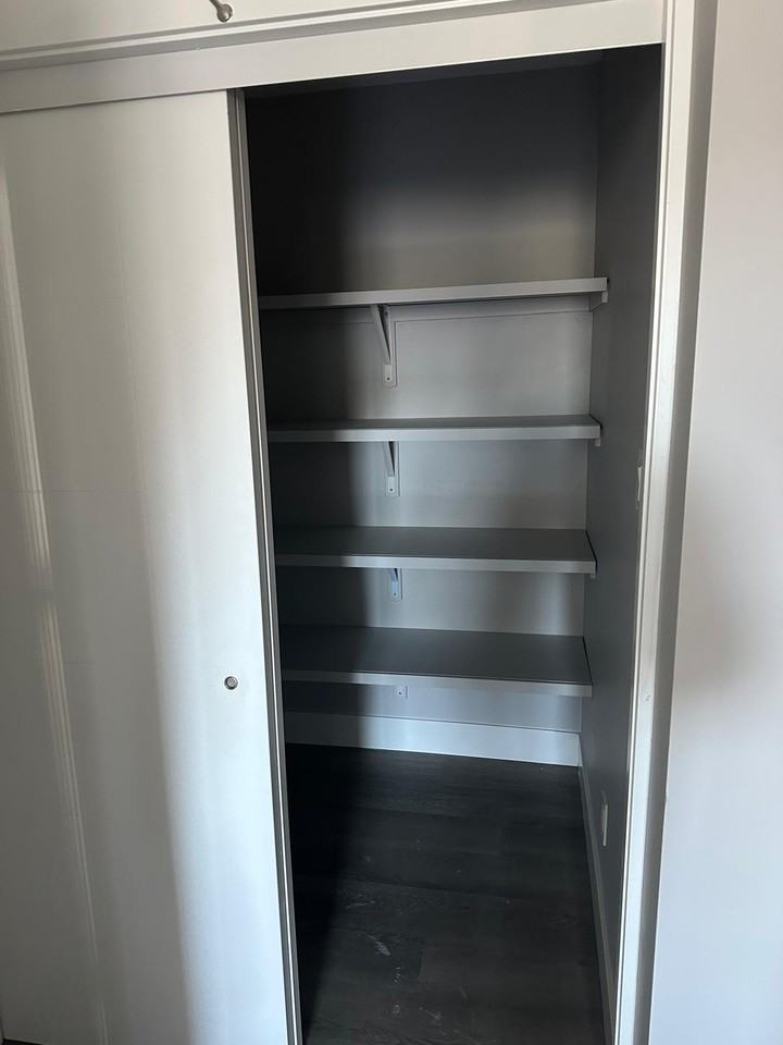 85 Ave & 99 St NW #405 - Photo 3 of 7