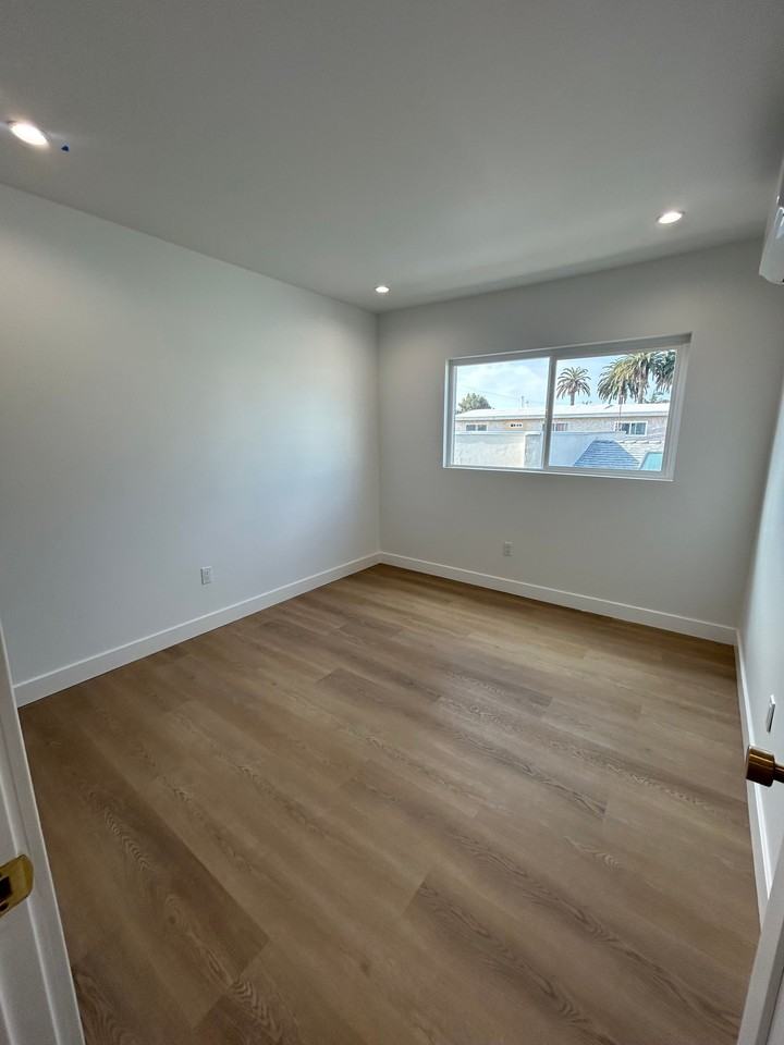 559 Sunset Avenue #5 - Photo 2 of 13