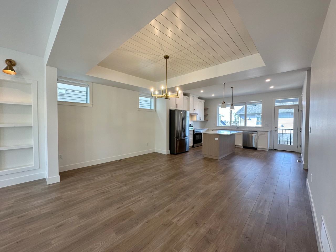 7885 Cedarbrook Road - Photo 3 of 24