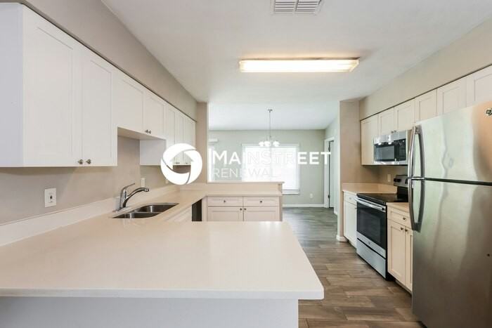 17606 Shadyside Cir - Photo 4 of 17