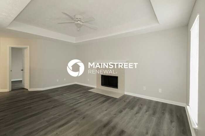 1030 Overlook St - Photo 3 of 16