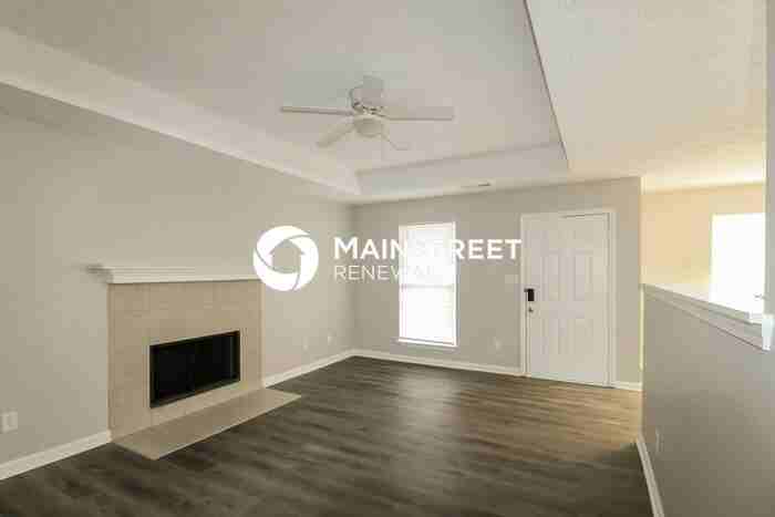 1030 Overlook St - Photo 4 of 16