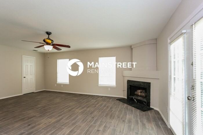 203 Mentor Dr - Photo 5 of 17