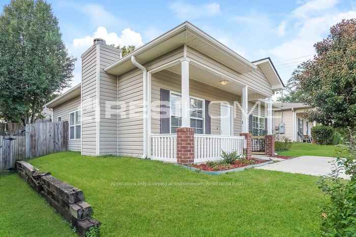 102 Rockbrook Ln - Photo 2 of 18