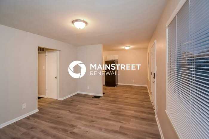 5234 E 20th St - Photo 2 of 15