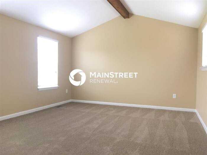 14319 Riverfront Dr - Photo 4 of 12