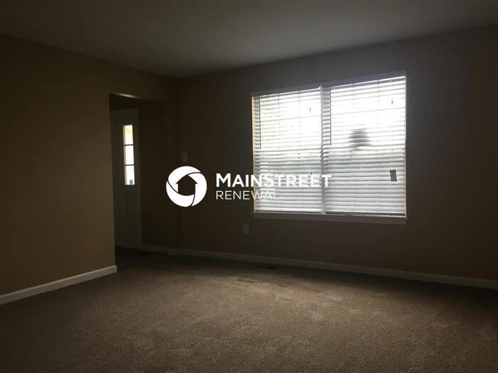 14319 Riverfront Dr - Photo 6 of 12