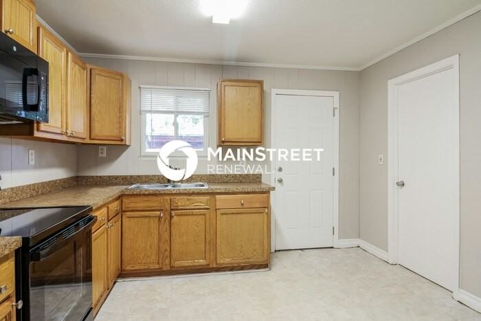 9279 6th Ave - Photo 5 of 16