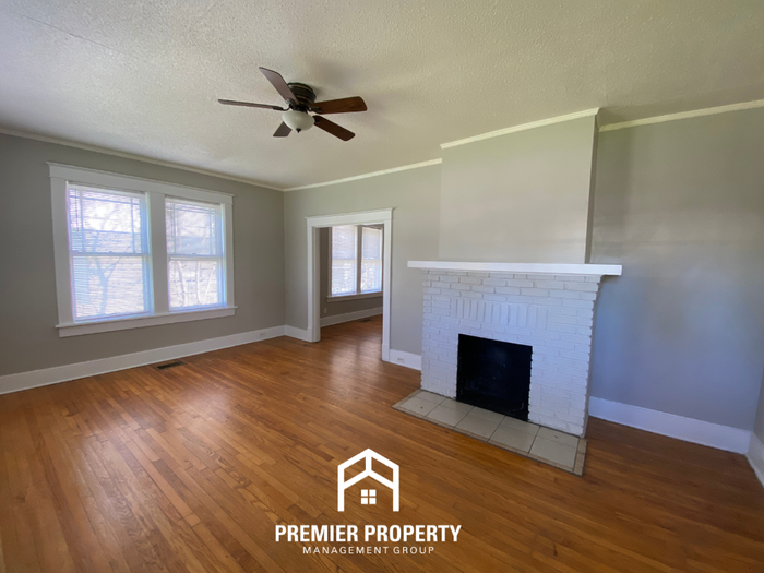 696 N Willett St - Photo 5 of 20