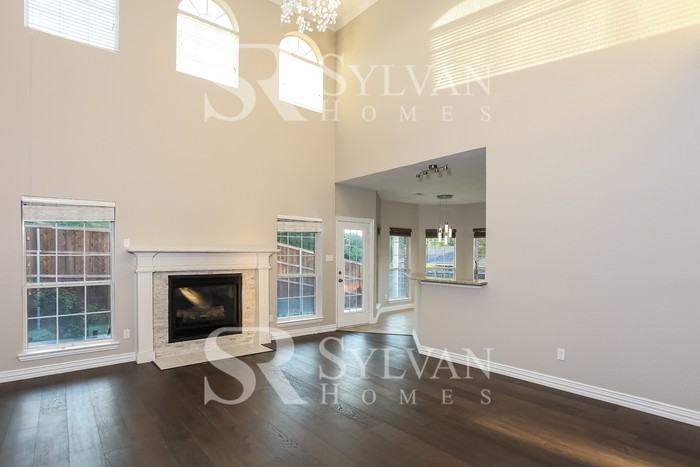 3906 Parker Oaks Dr - Photo 3 of 16