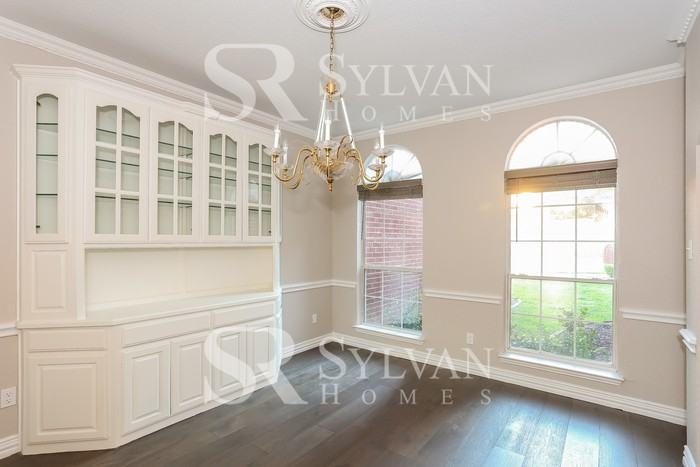 3906 Parker Oaks Dr - Photo 5 of 16