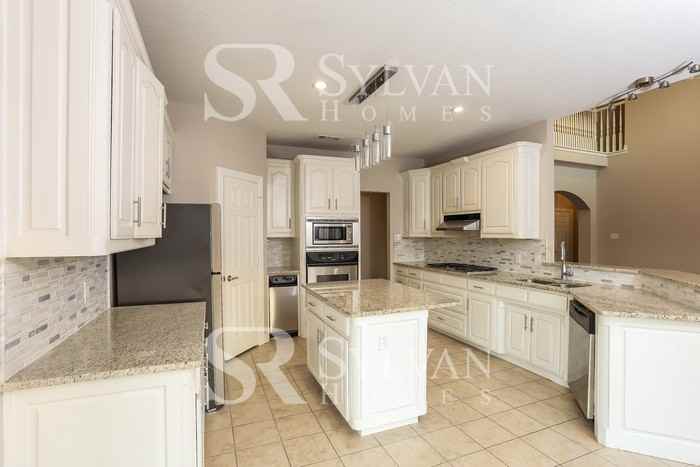 3906 Parker Oaks Dr - Photo 7 of 16