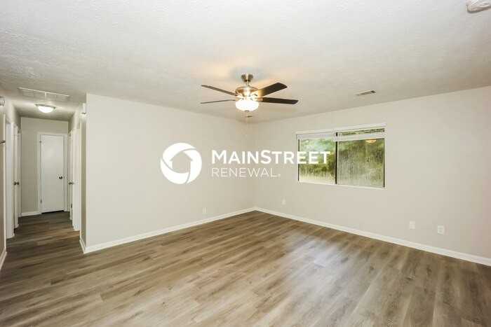 521 Post Oak Rd - Photo 3 of 16