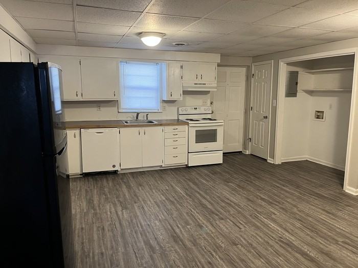 451 Montgomery Ave #5 - Photo 5 of 14